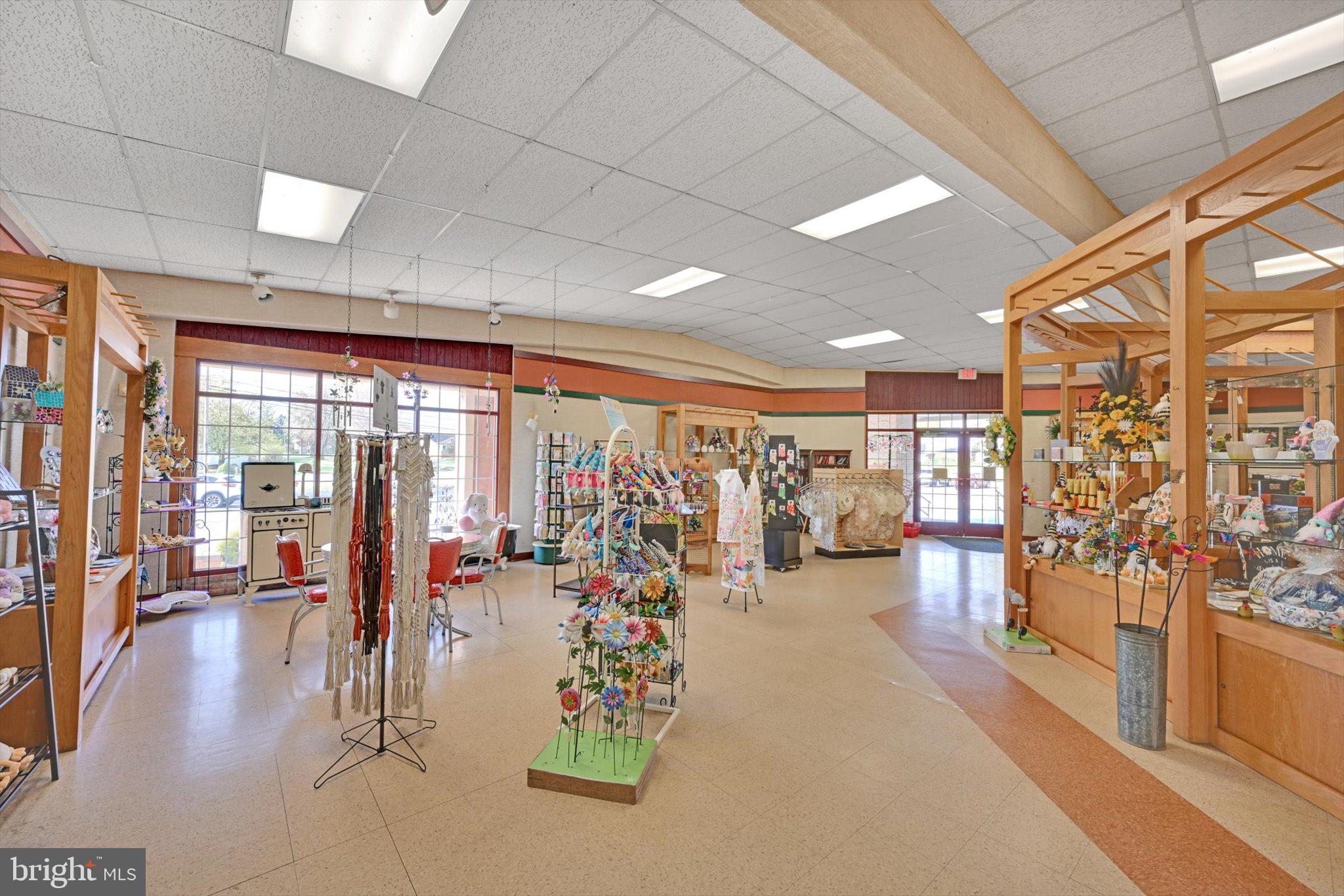 MYERSTOWN/LEBANON - Commercial Sale