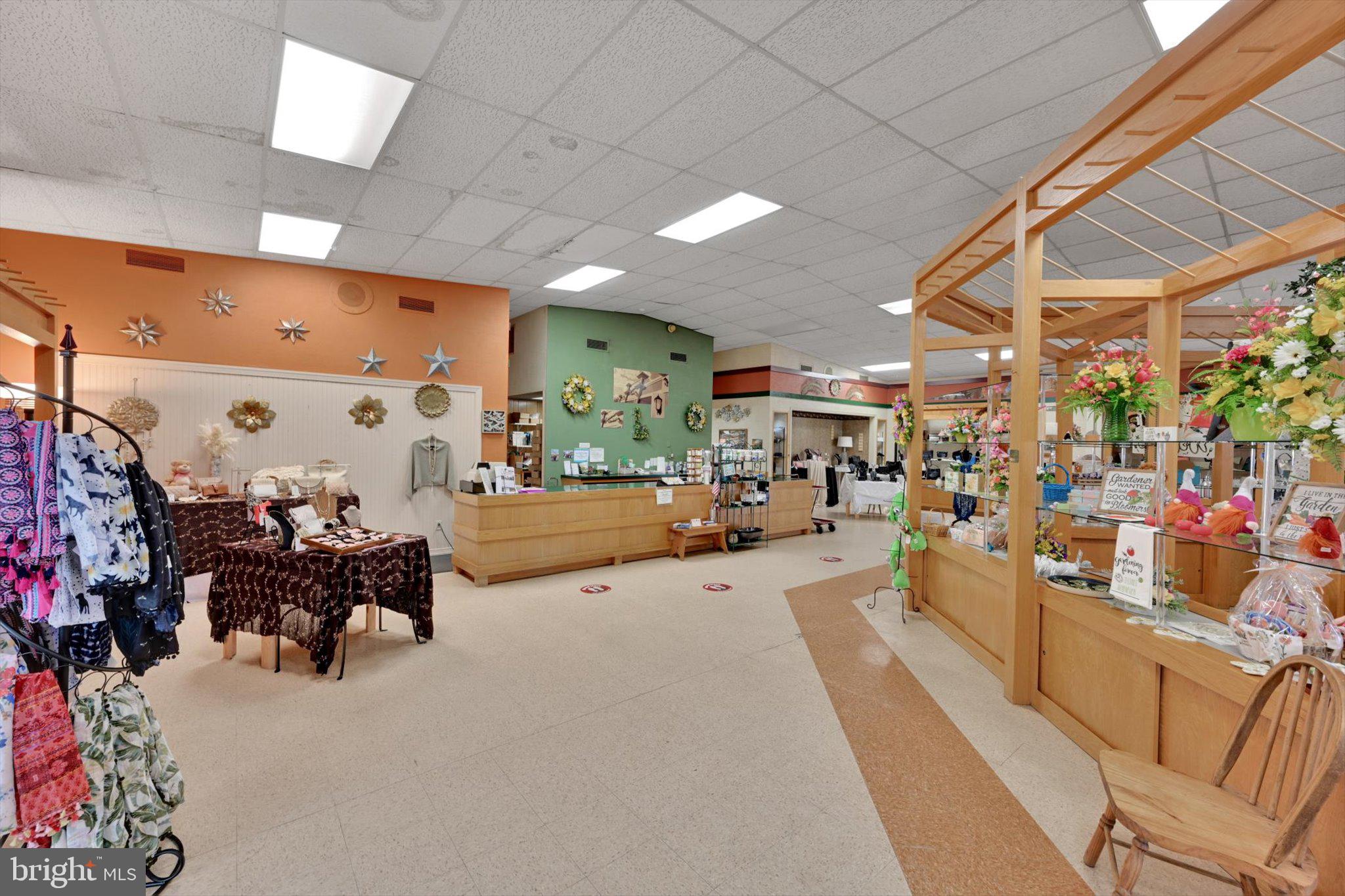 MYERSTOWN/LEBANON - Commercial Sale