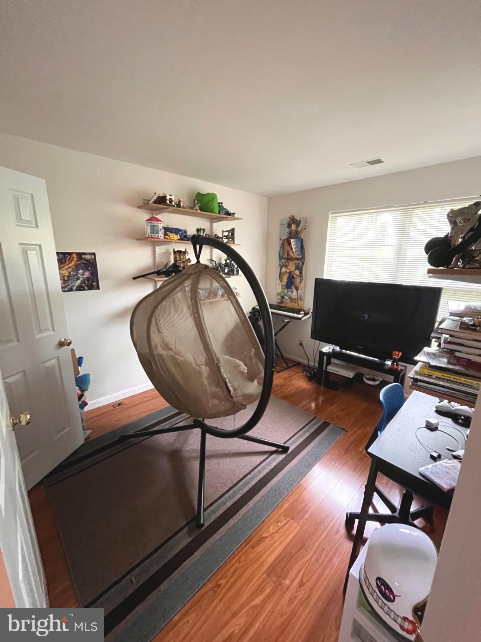 SOUTHLAKE AT MONTCLAIR - Residential Lease