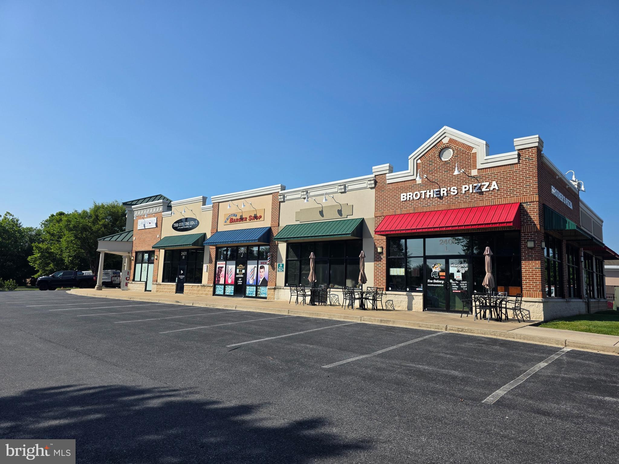 WHITTIER POND - Residential