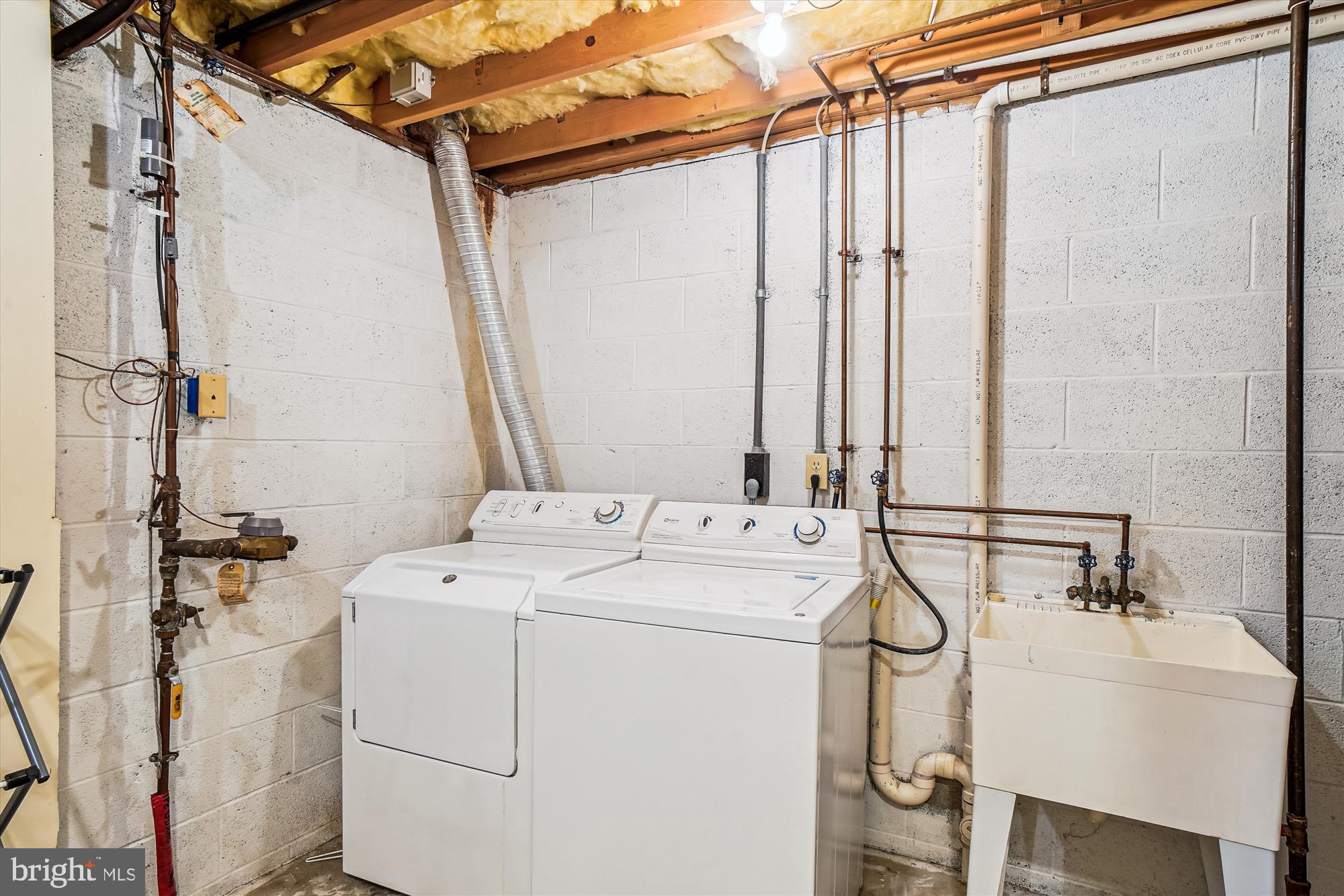 WHITTIER POND - Residential