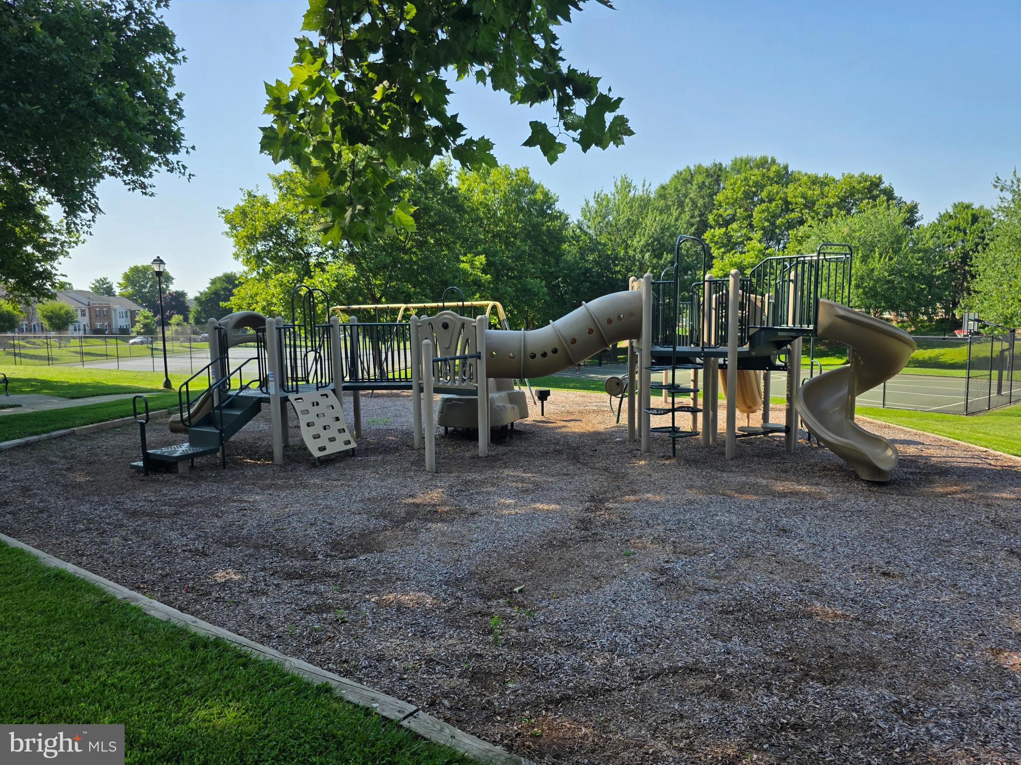 WHITTIER POND - Residential