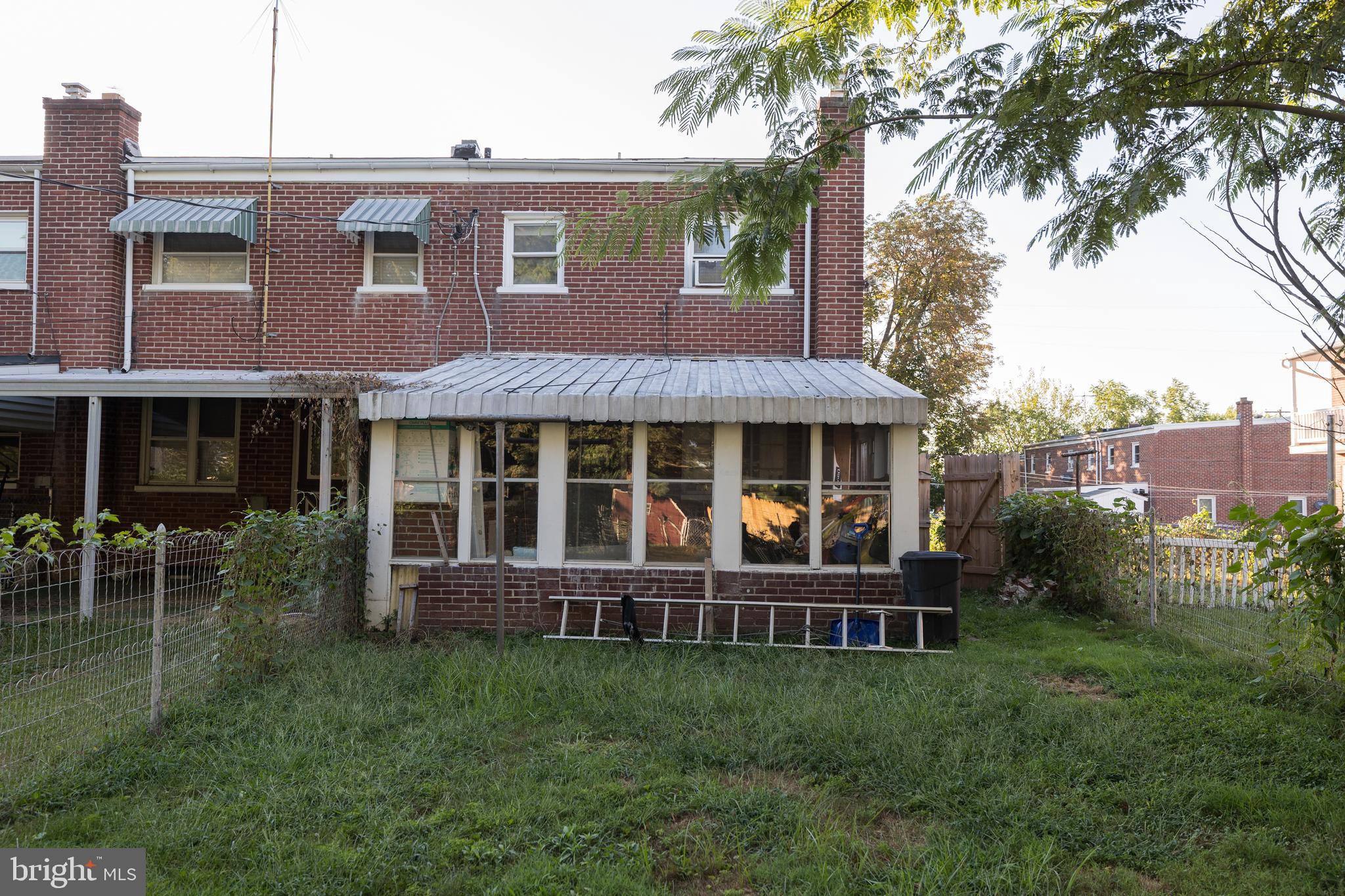 LANCASTER - Residential