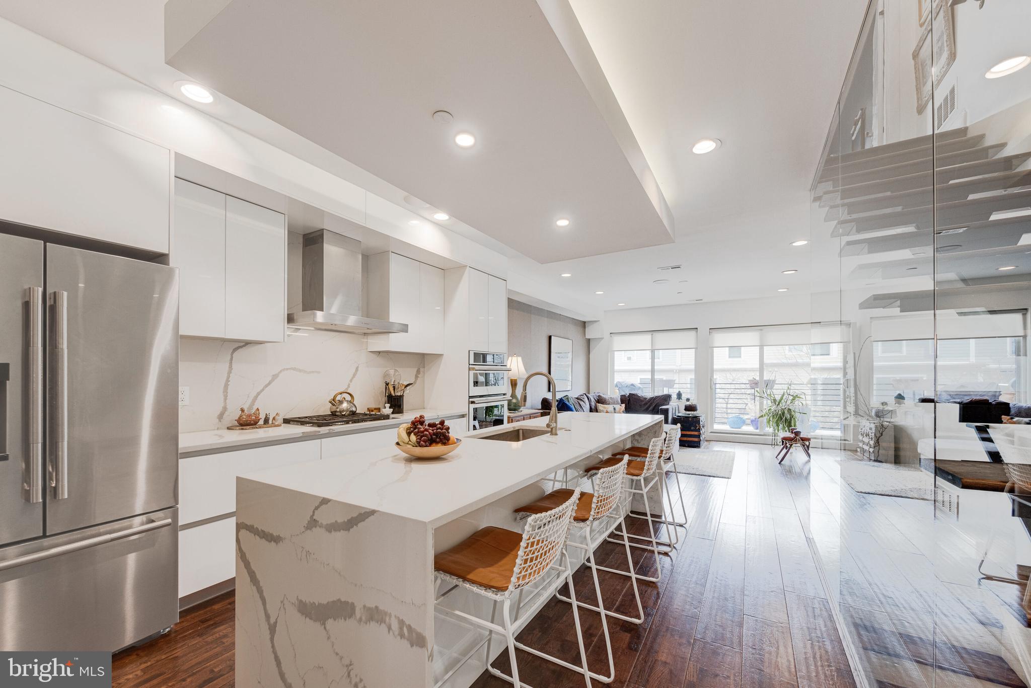 FRANCISVILLE - Residential