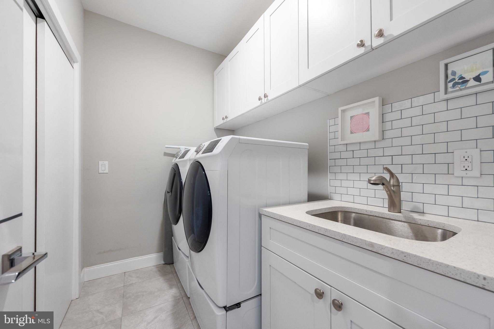 FRANCISVILLE - Residential