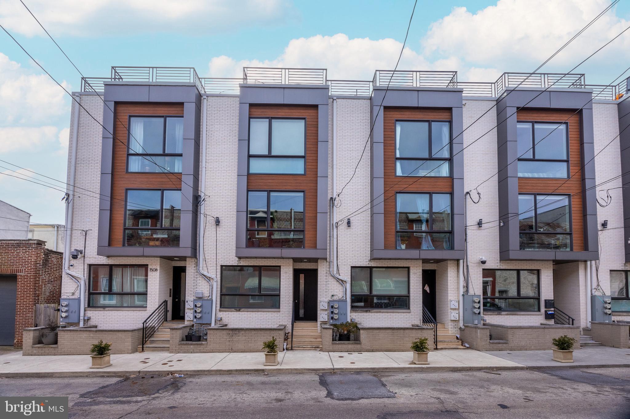 FRANCISVILLE - Residential