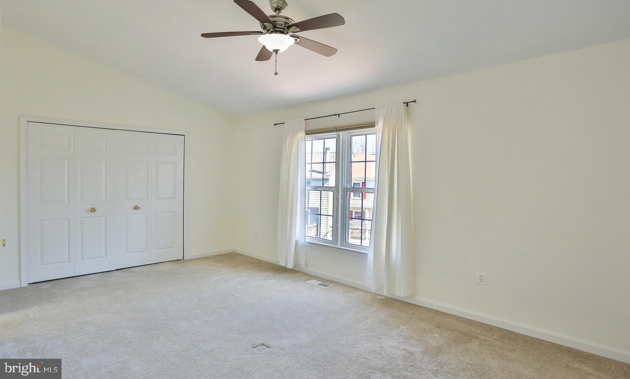 MONTCLAIR - Residential