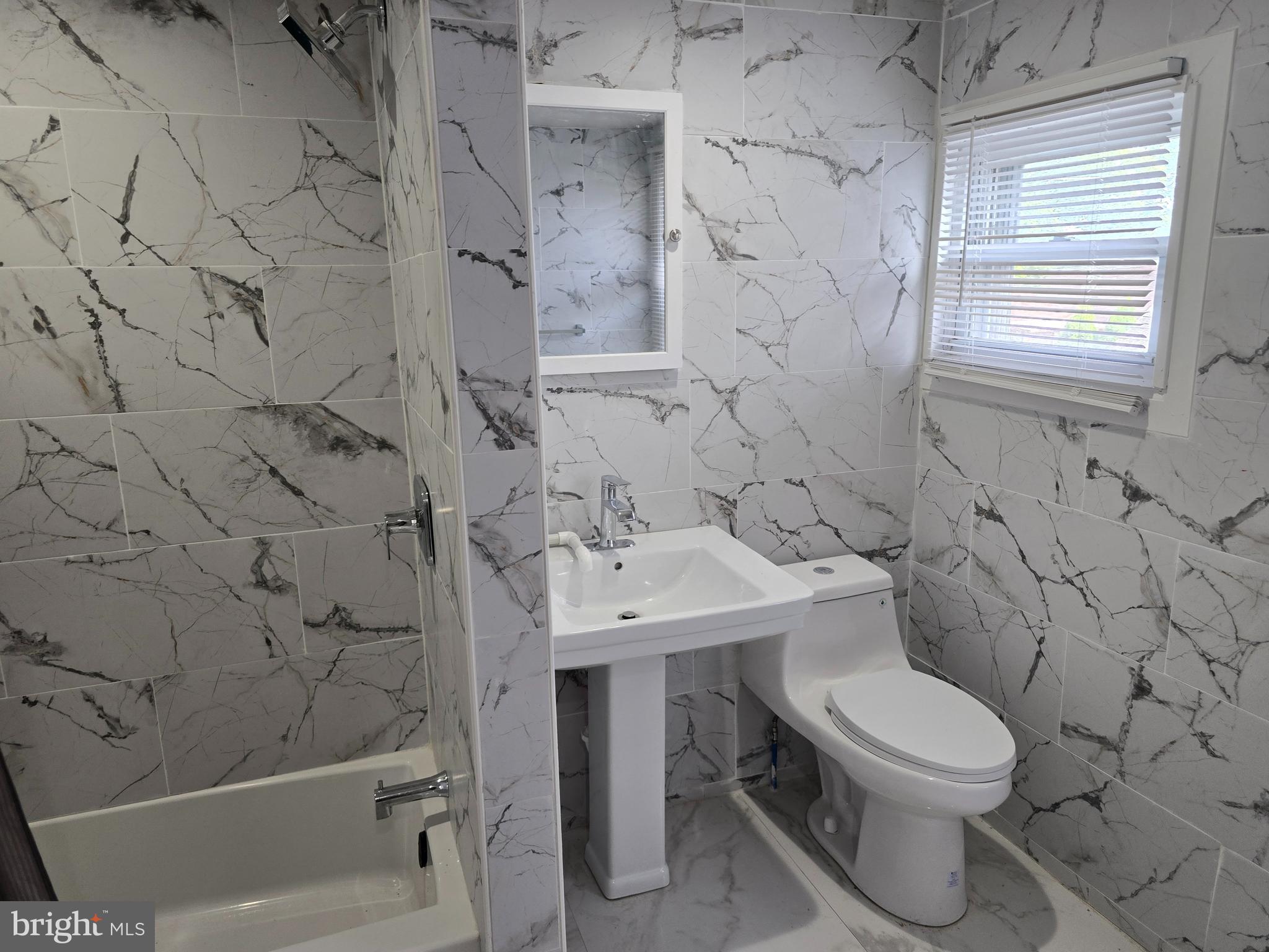 CHESTER CITY - Residential