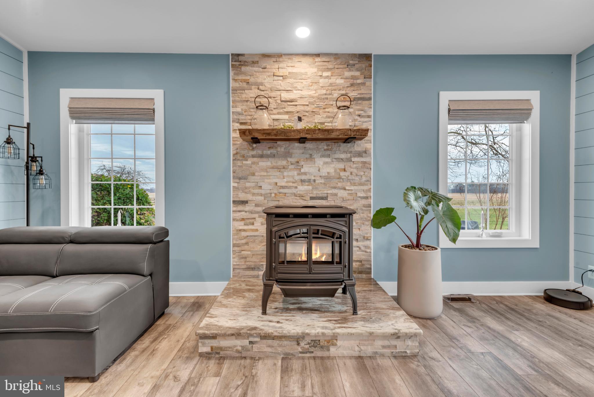 OVERLOOK AT CARMICHAEL - Residential