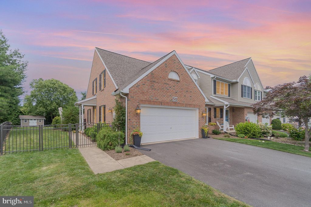 Photo of 50 PENNRIDGE AVE, MOUNTVILLE, PA 17554 (MLS # PALA2037332)