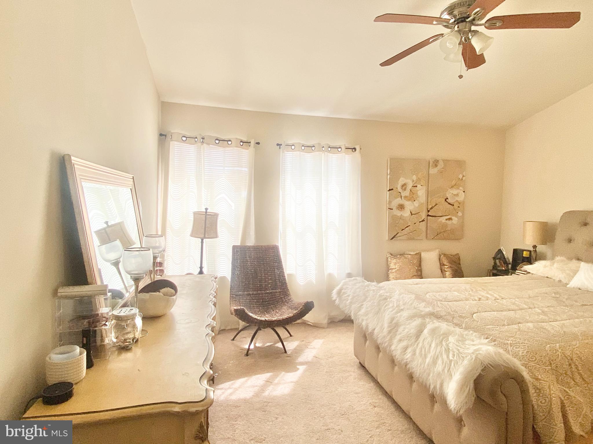 GLENSFORD CONDO - Residential