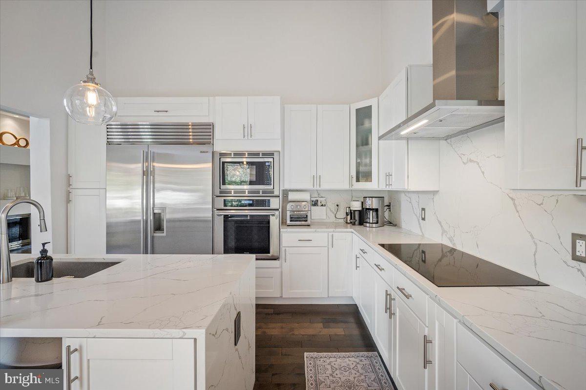 POTOMAC OUTSIDE - Residential