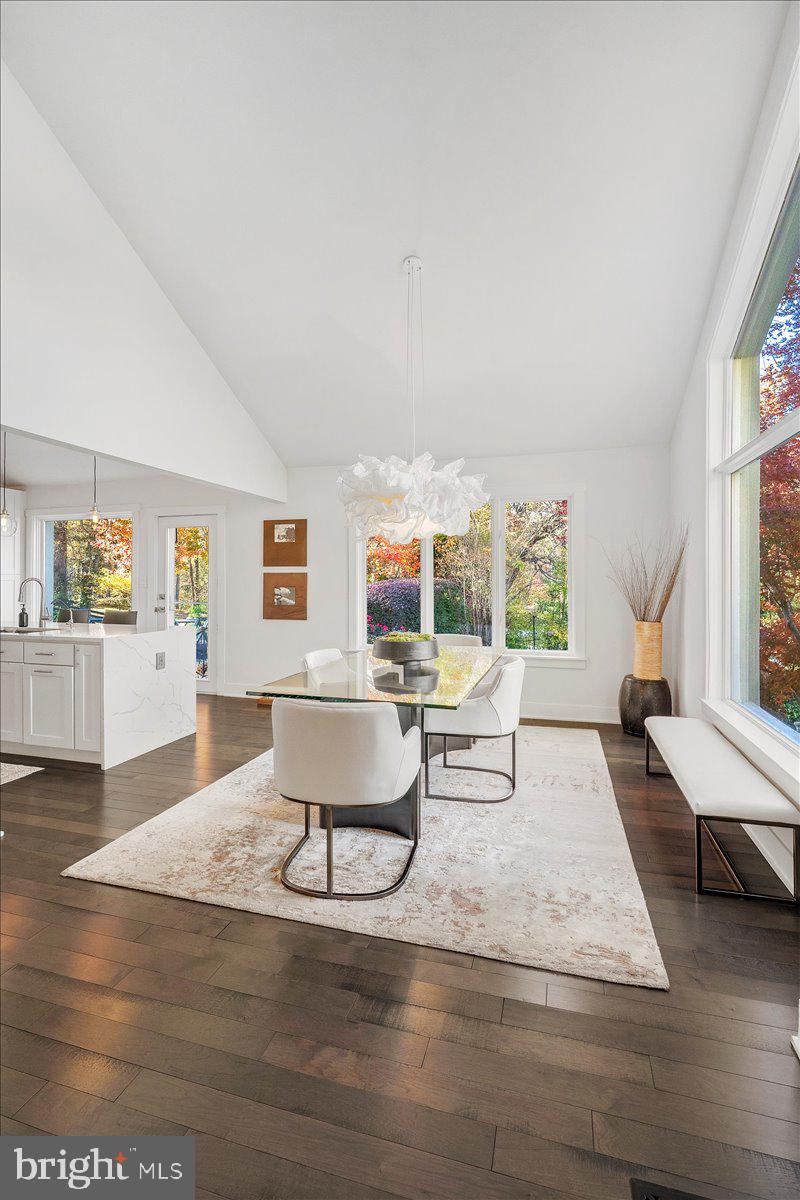 POTOMAC OUTSIDE - Residential