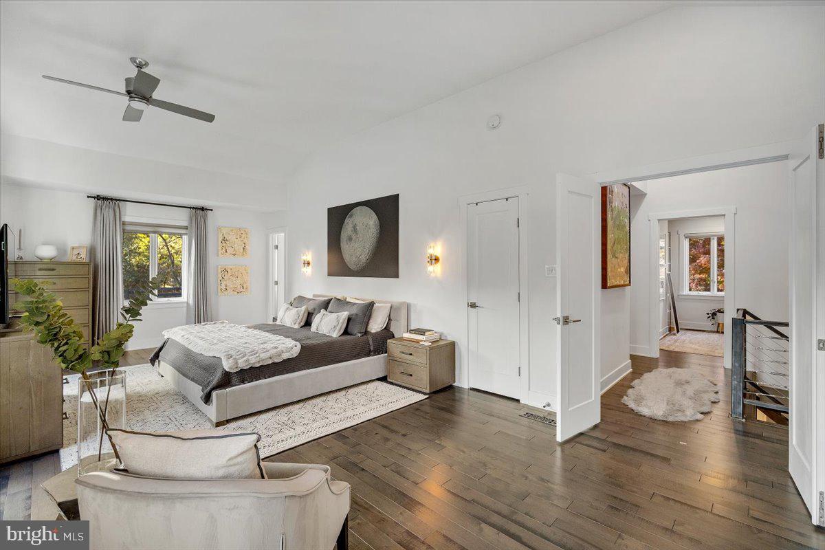 POTOMAC OUTSIDE - Residential