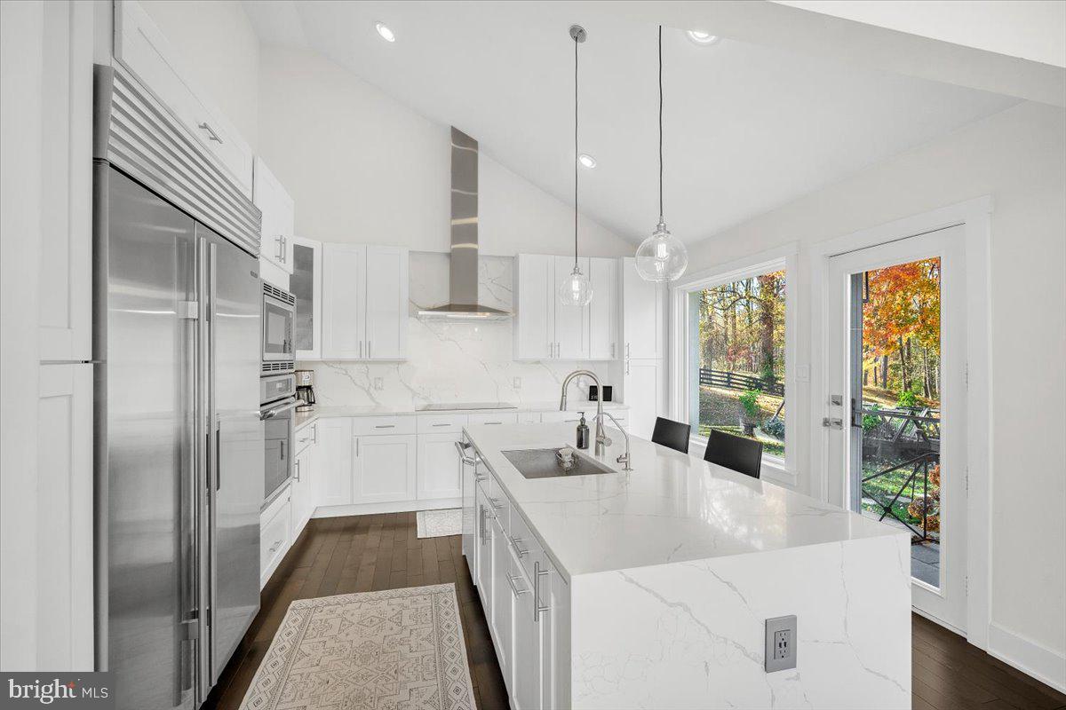 POTOMAC OUTSIDE - Residential