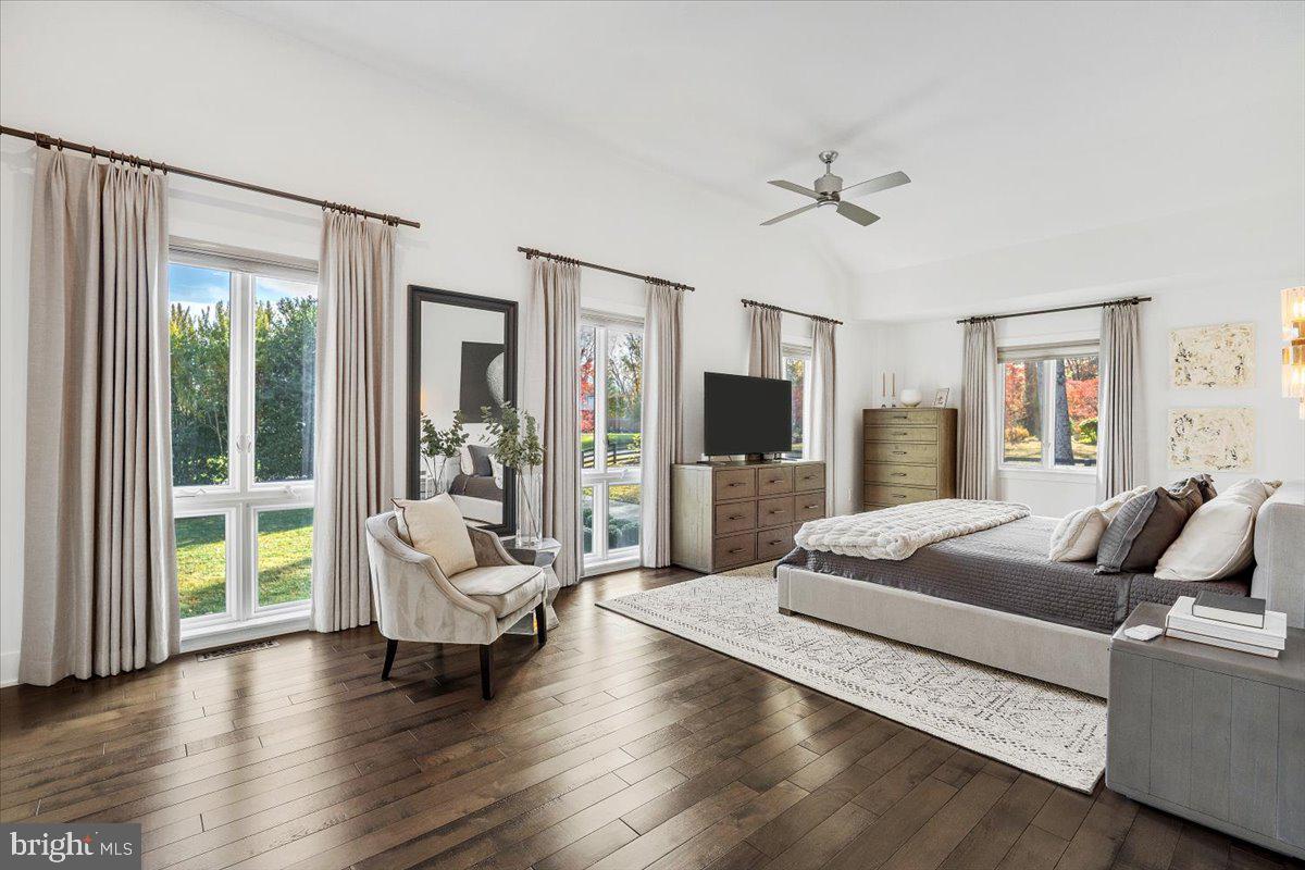 POTOMAC OUTSIDE - Residential