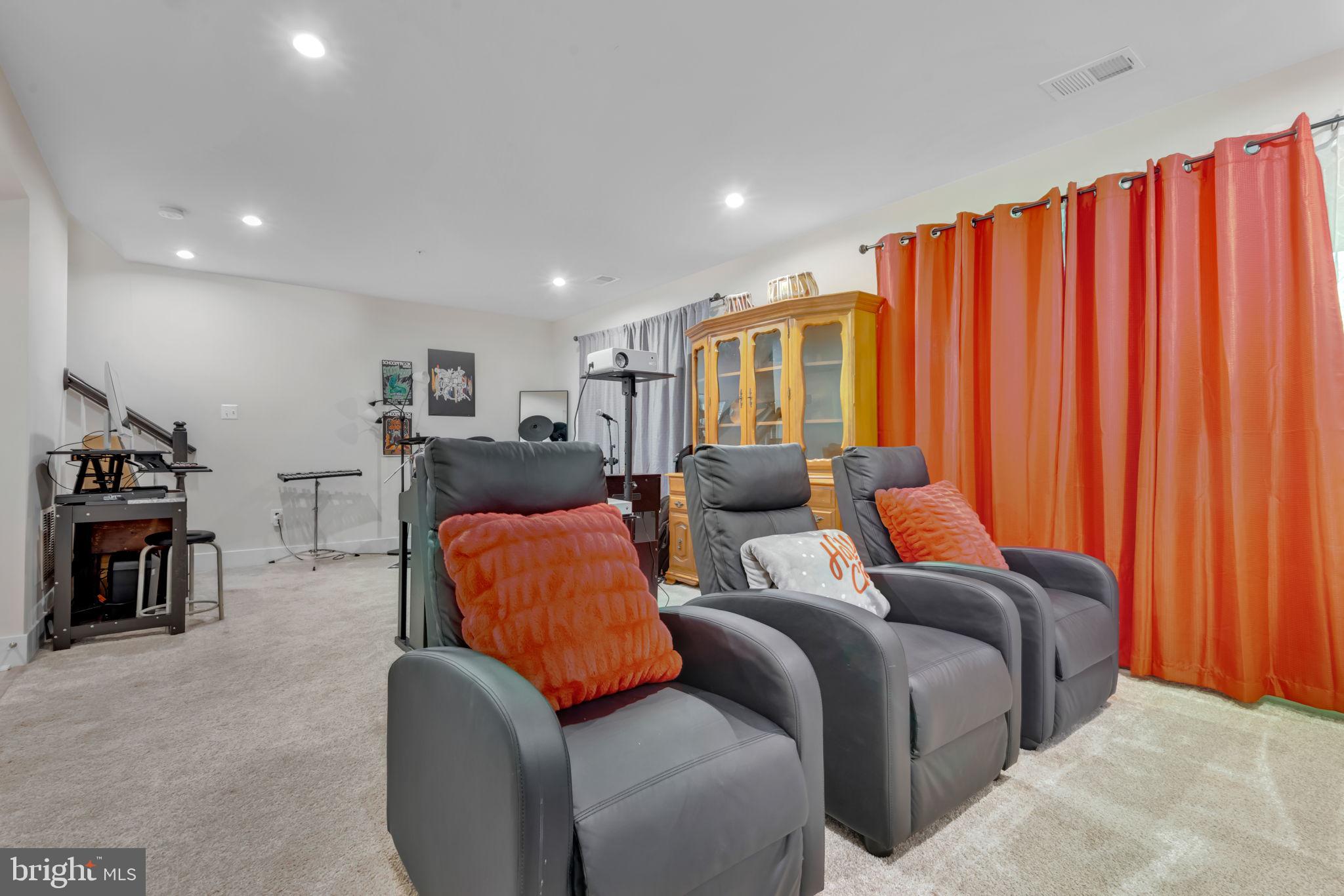 WADE'S GRANT - Residential Lease