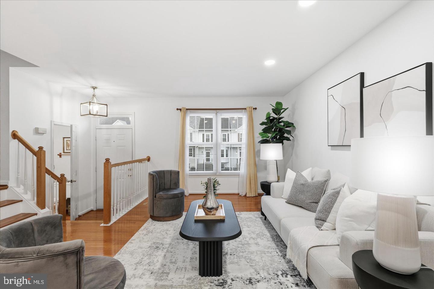 5820 WATERMARK CIRCLE