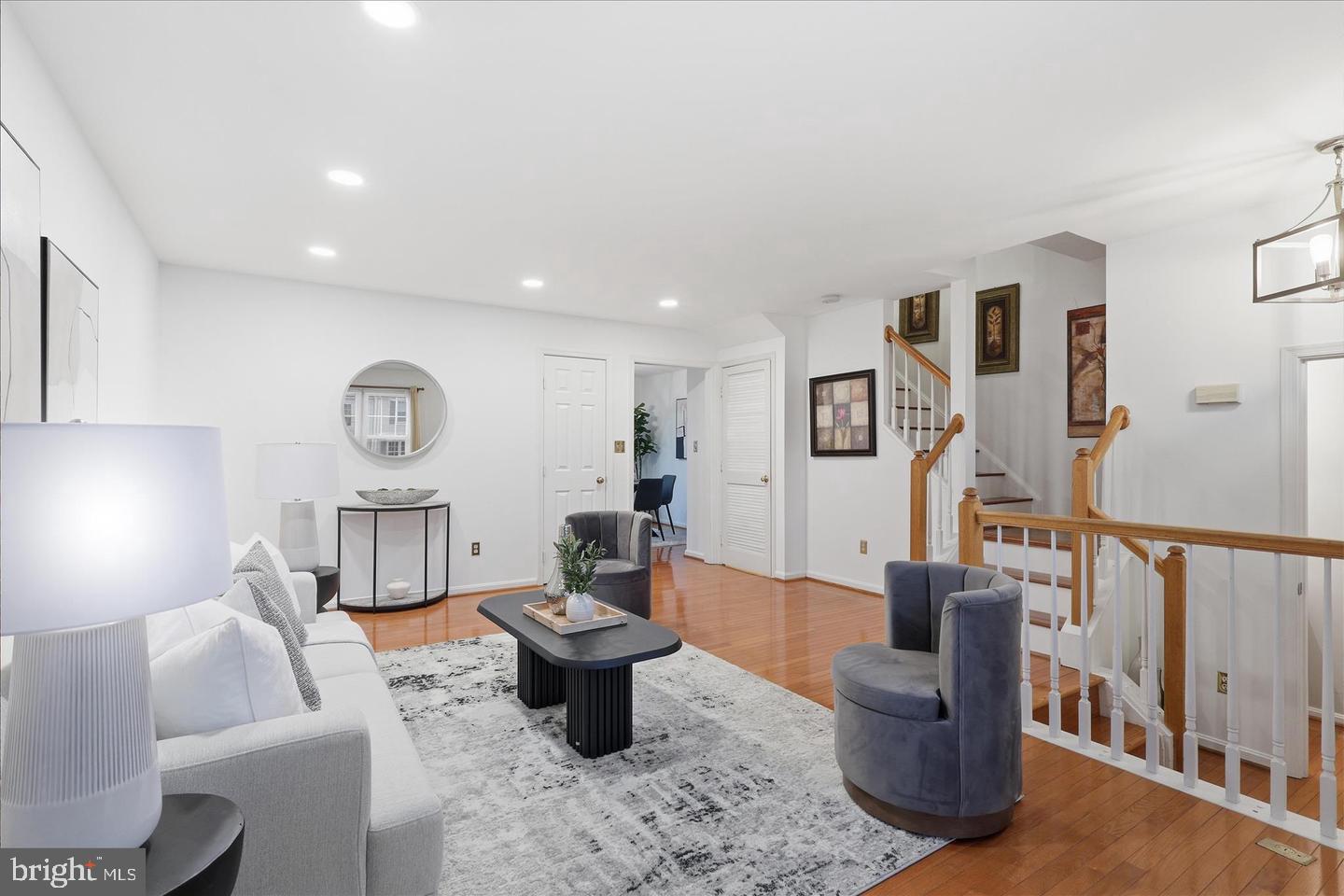 5820 WATERMARK CIRCLE