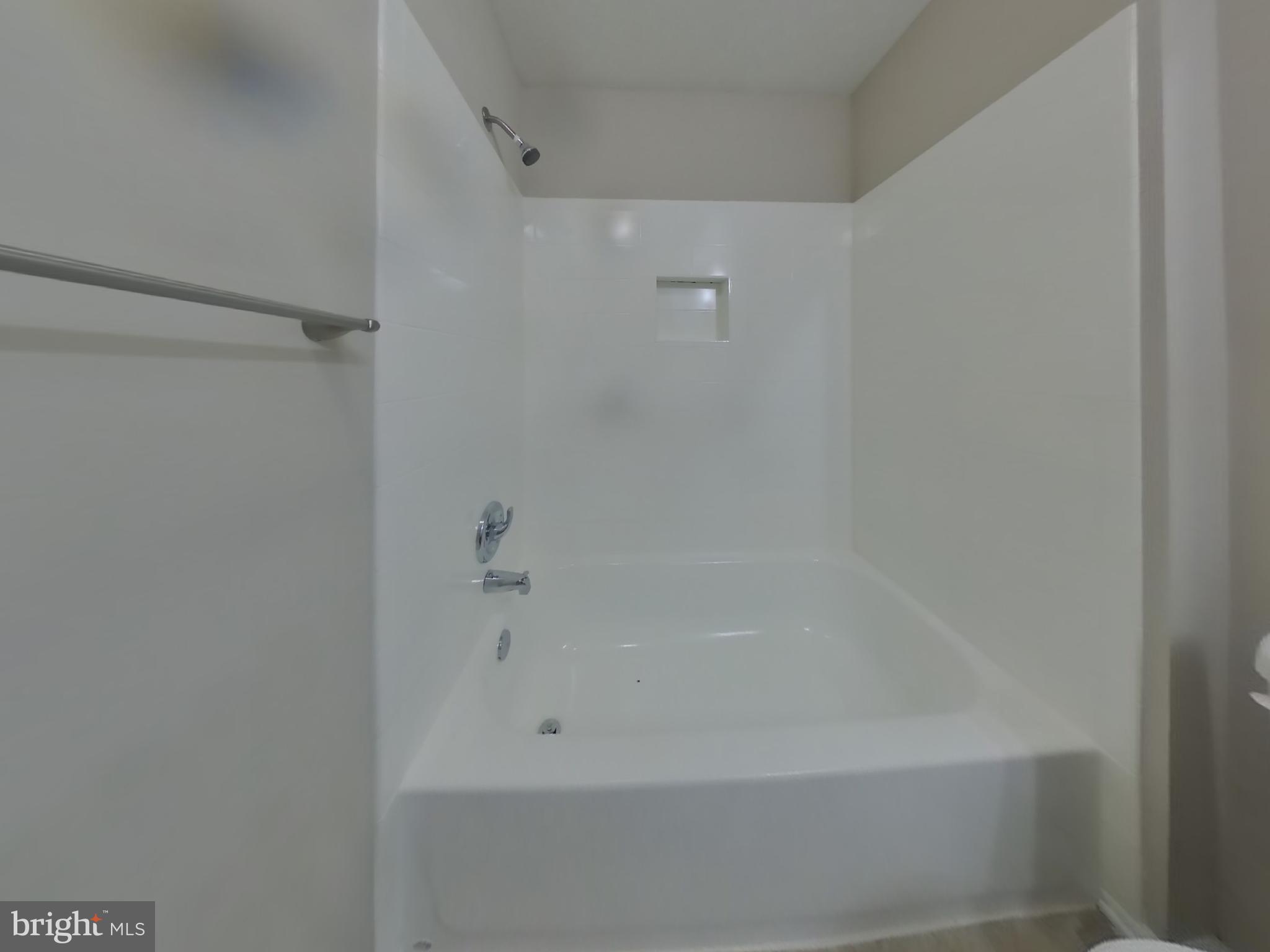 SPRINGFIELD MANOR CLUSTER - Residential Lease