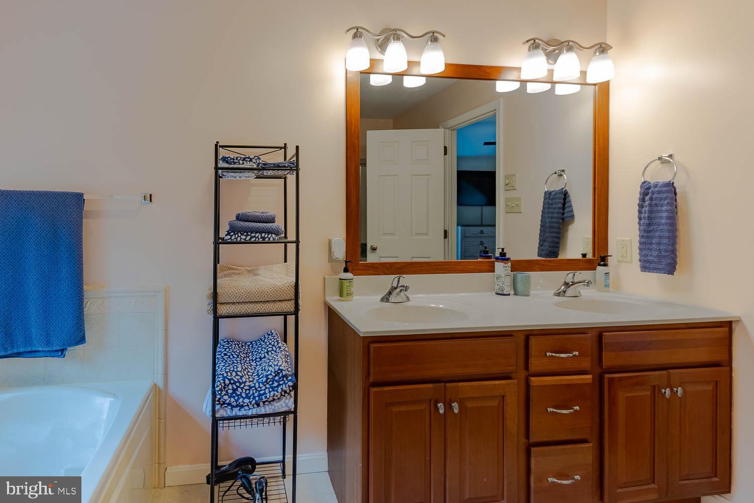 SAWMILL ACRES - Residential