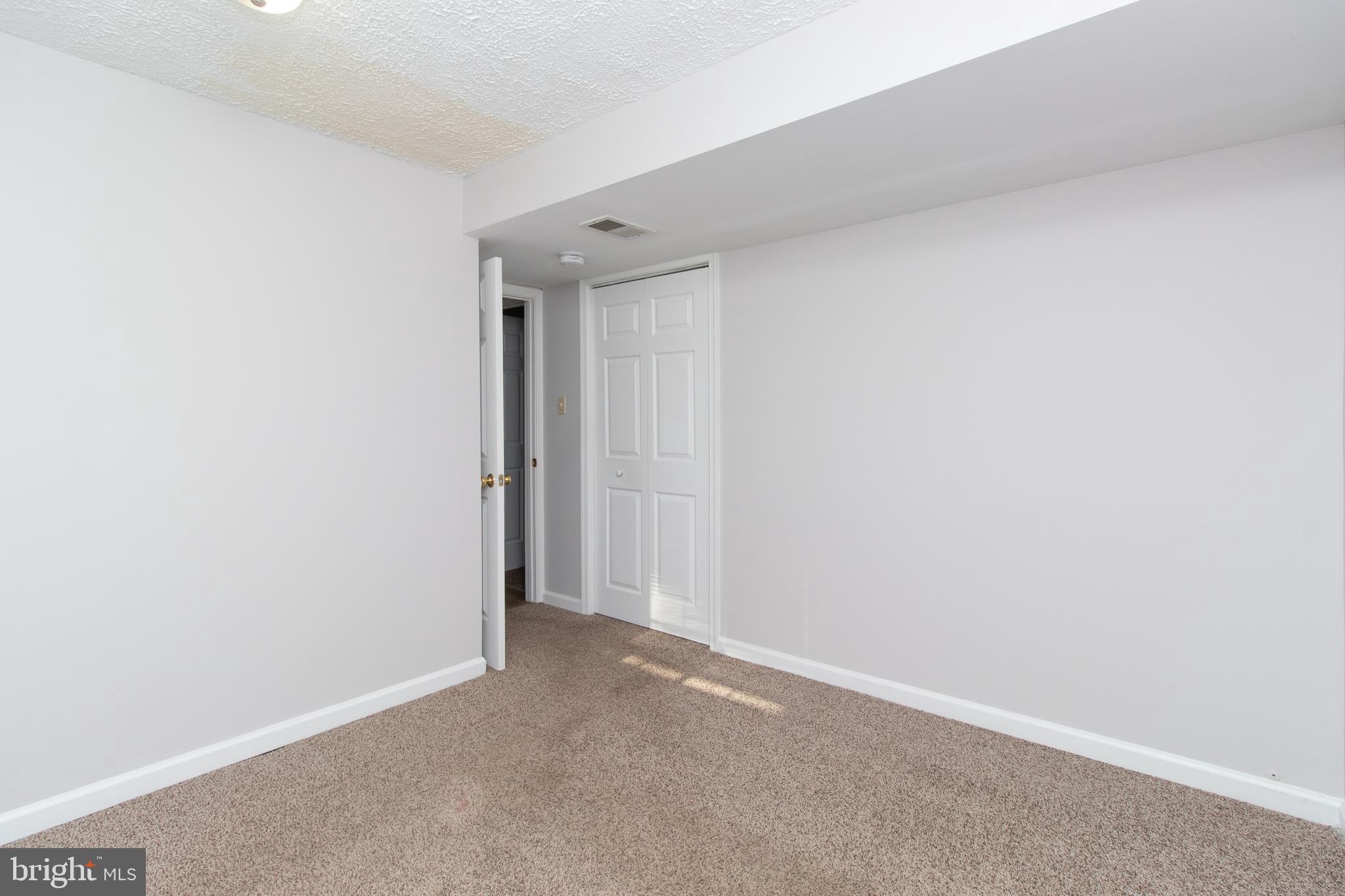 TEMPLE HILL ESTATES - Residential Lease