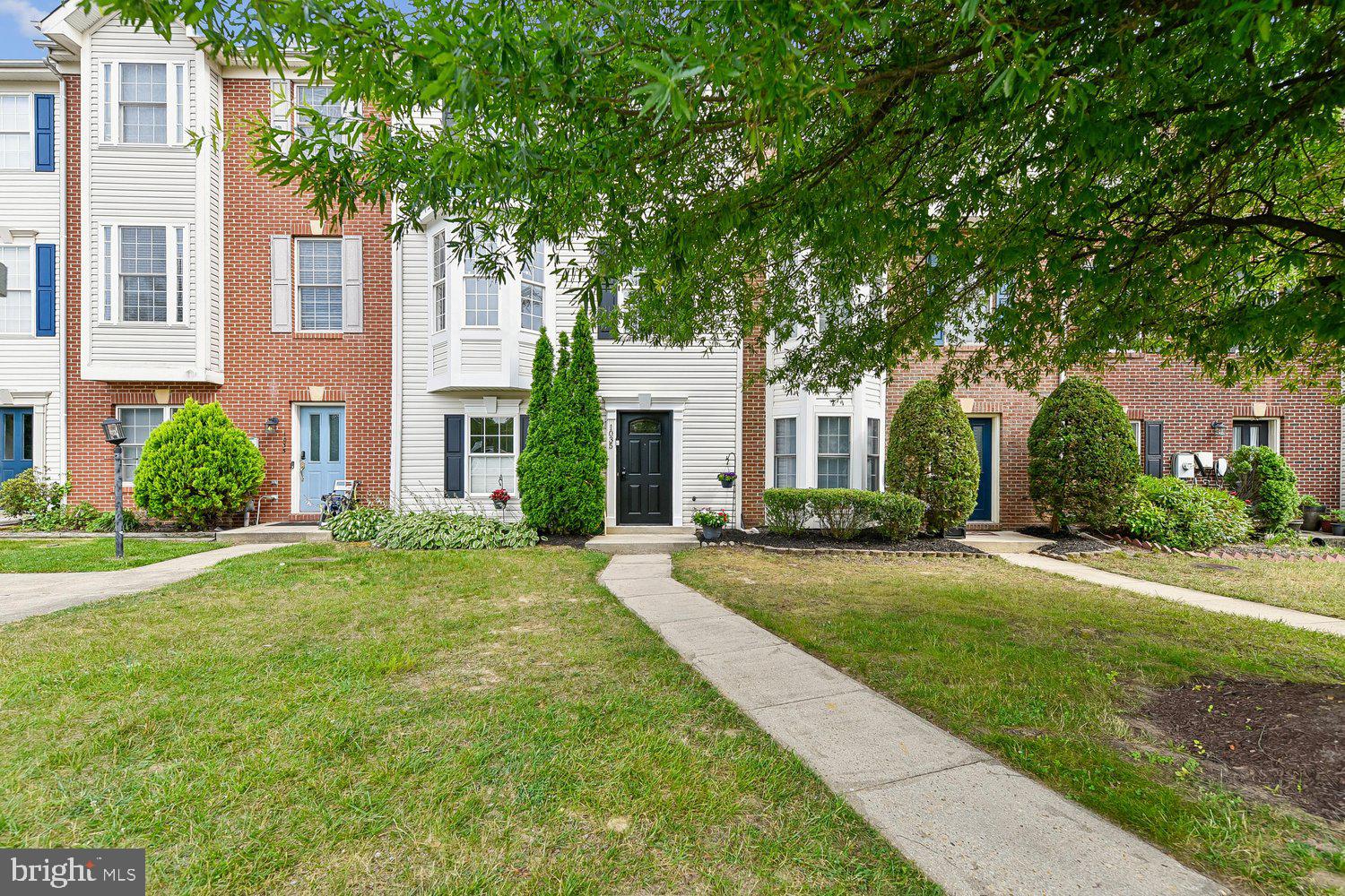 1035 CARBONDALE WAY