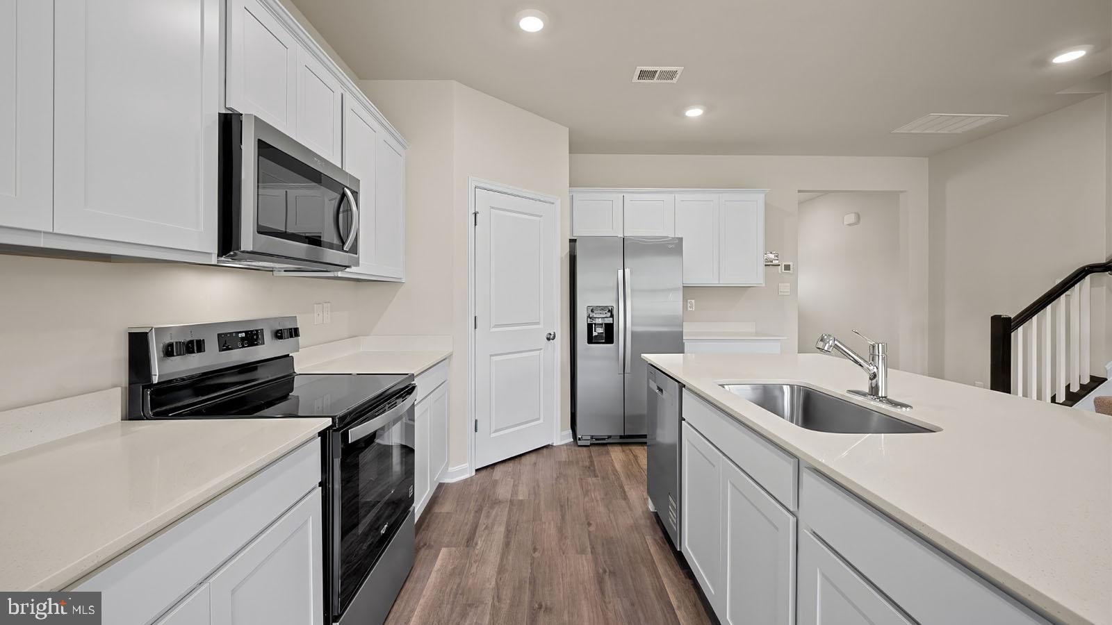 1570 BENTSTALK DRIVE