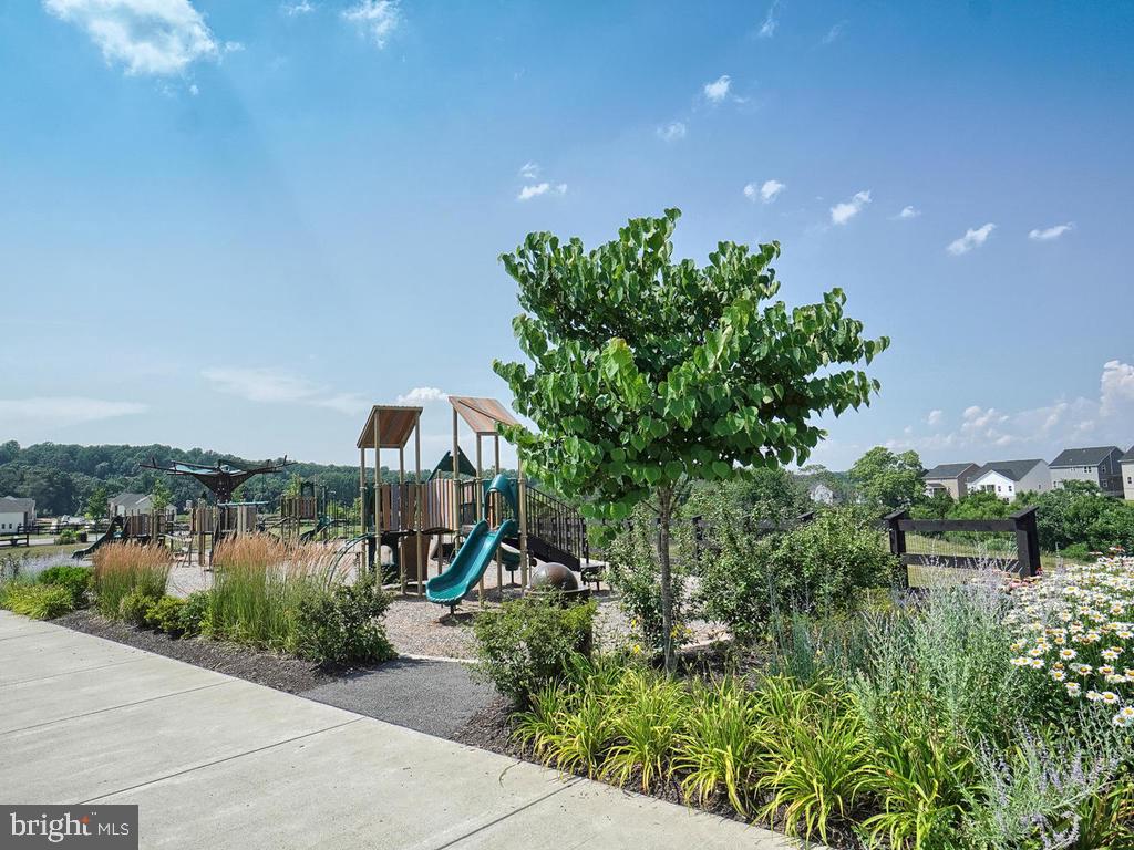 LANDSDALE - Residential