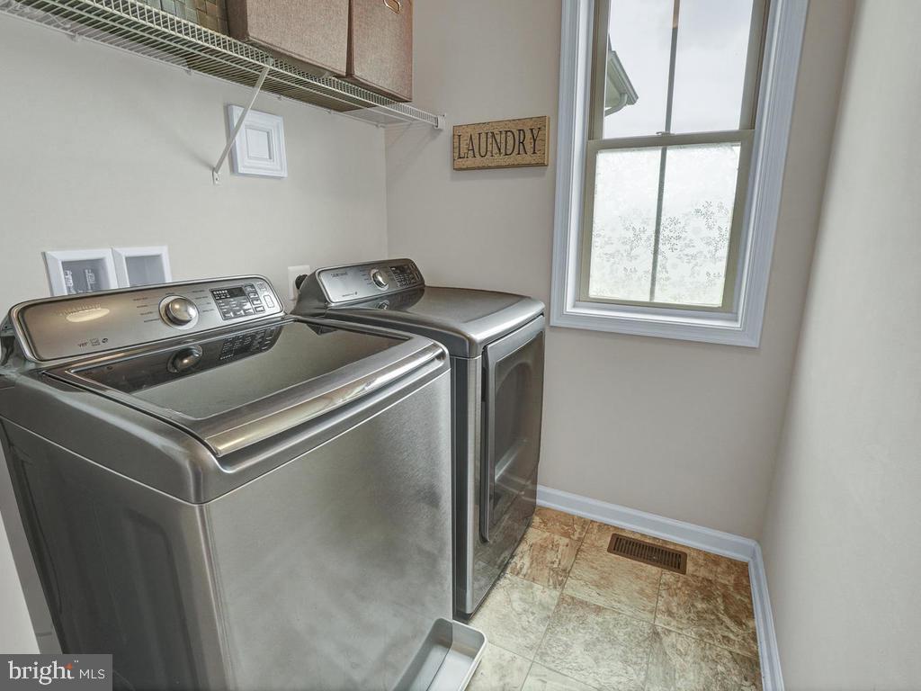 LANDSDALE - Residential