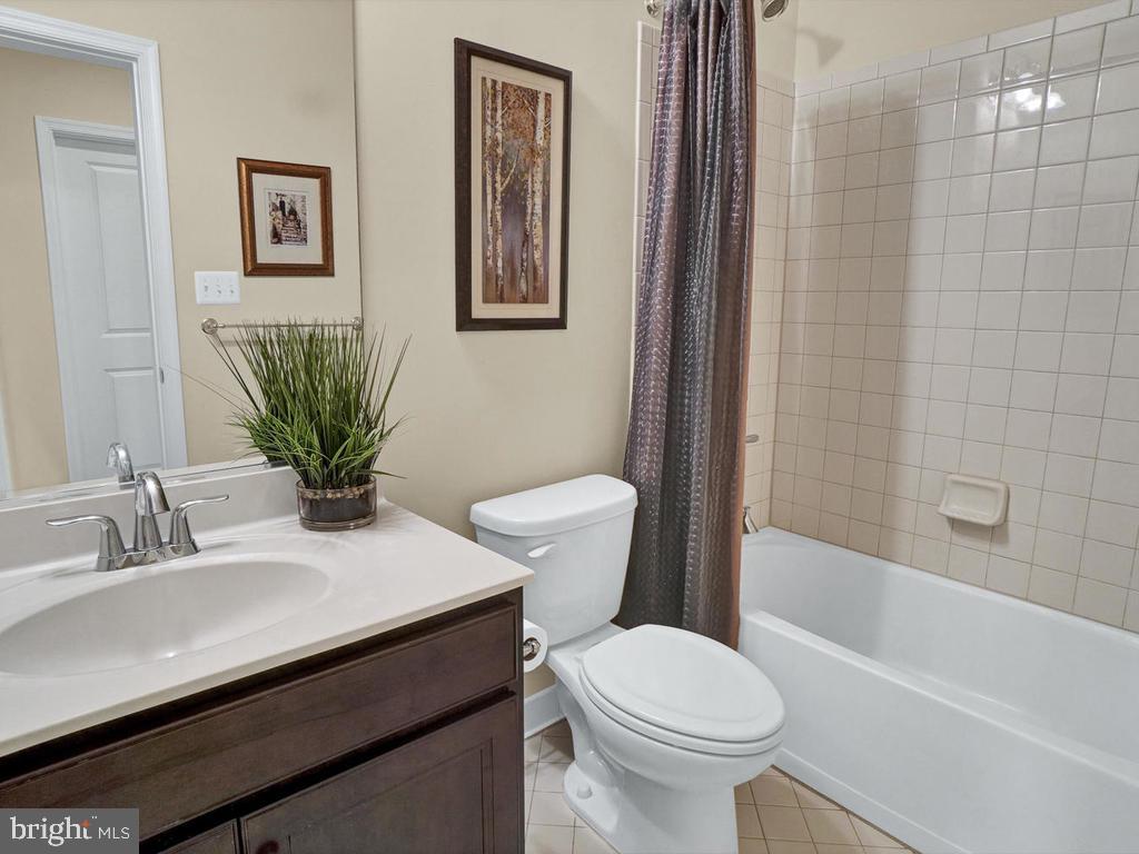 LANDSDALE - Residential