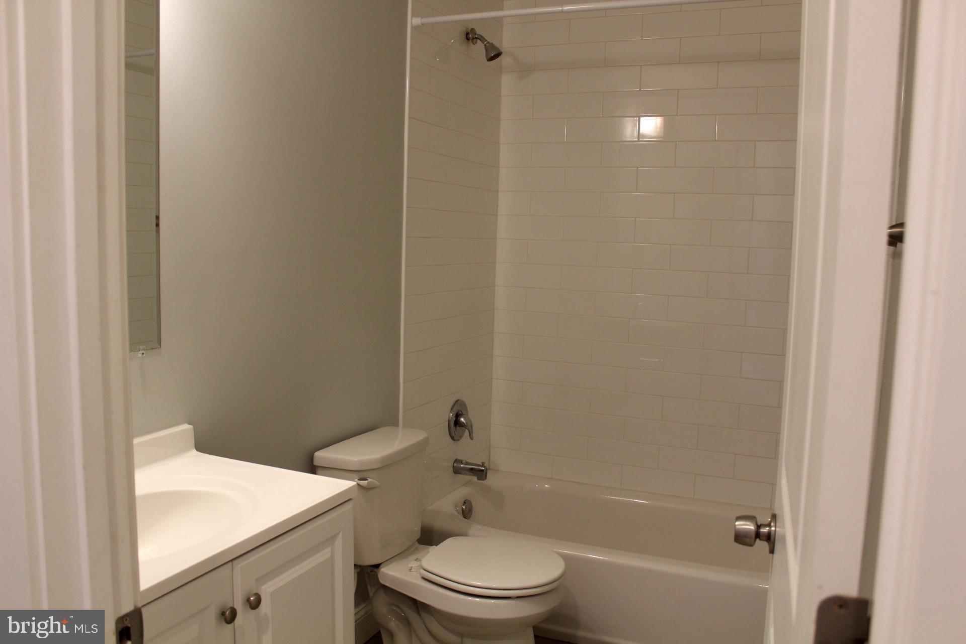 GERMANTOWN - Residential Lease