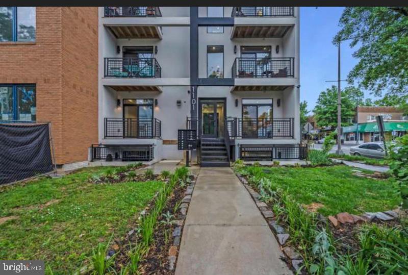 Photo of 1101 Fern Street NW #301, WASHINGTON, DC 20012 (MLS # DCDC2273902)
