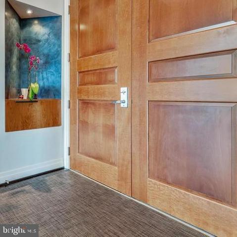 ONE PARK CREST CONDOMINIUM - Residential Lease