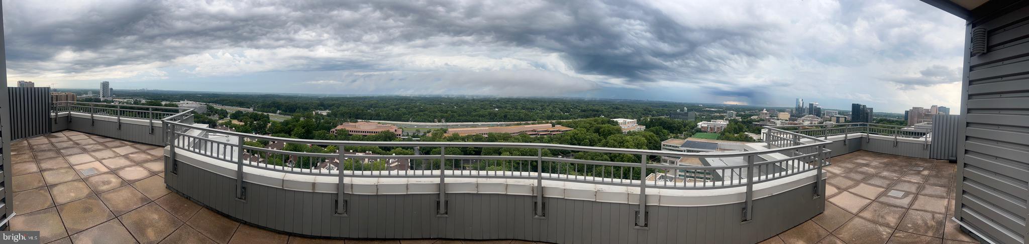 ONE PARK CREST CONDOMINIUM - Residential Lease