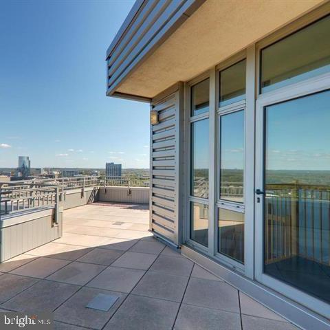 ONE PARK CREST CONDOMINIUM - Residential Lease