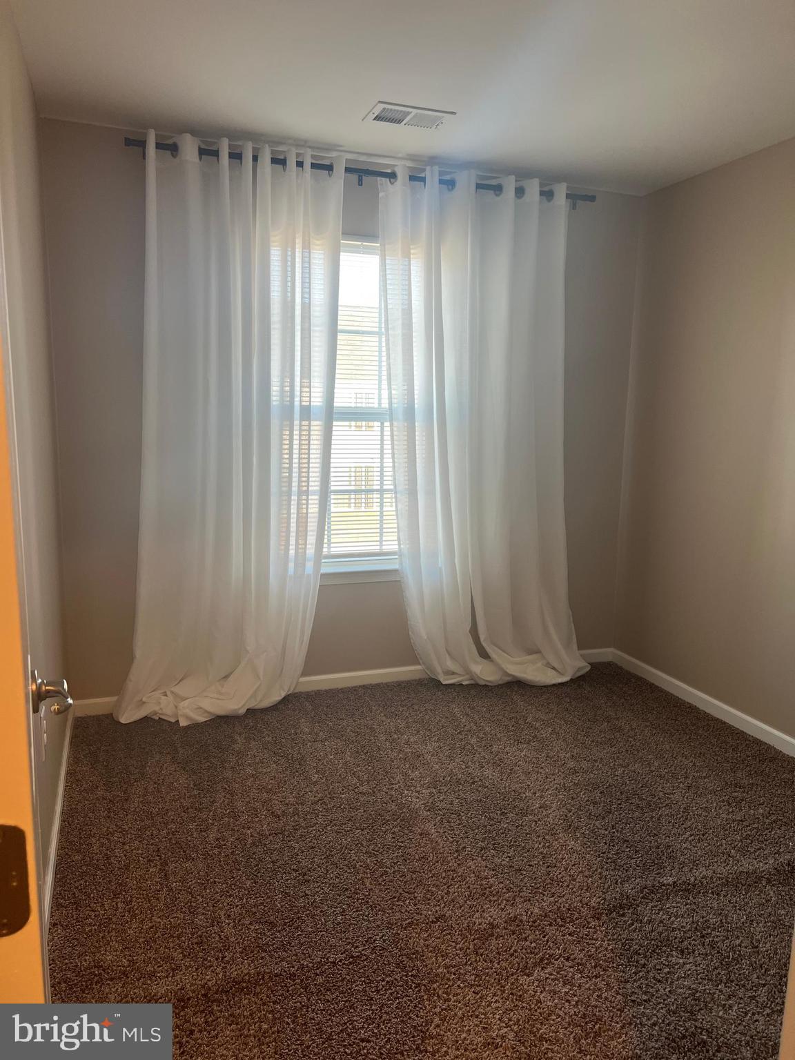 RAPPAHANNOCK LANDING - Residential Lease