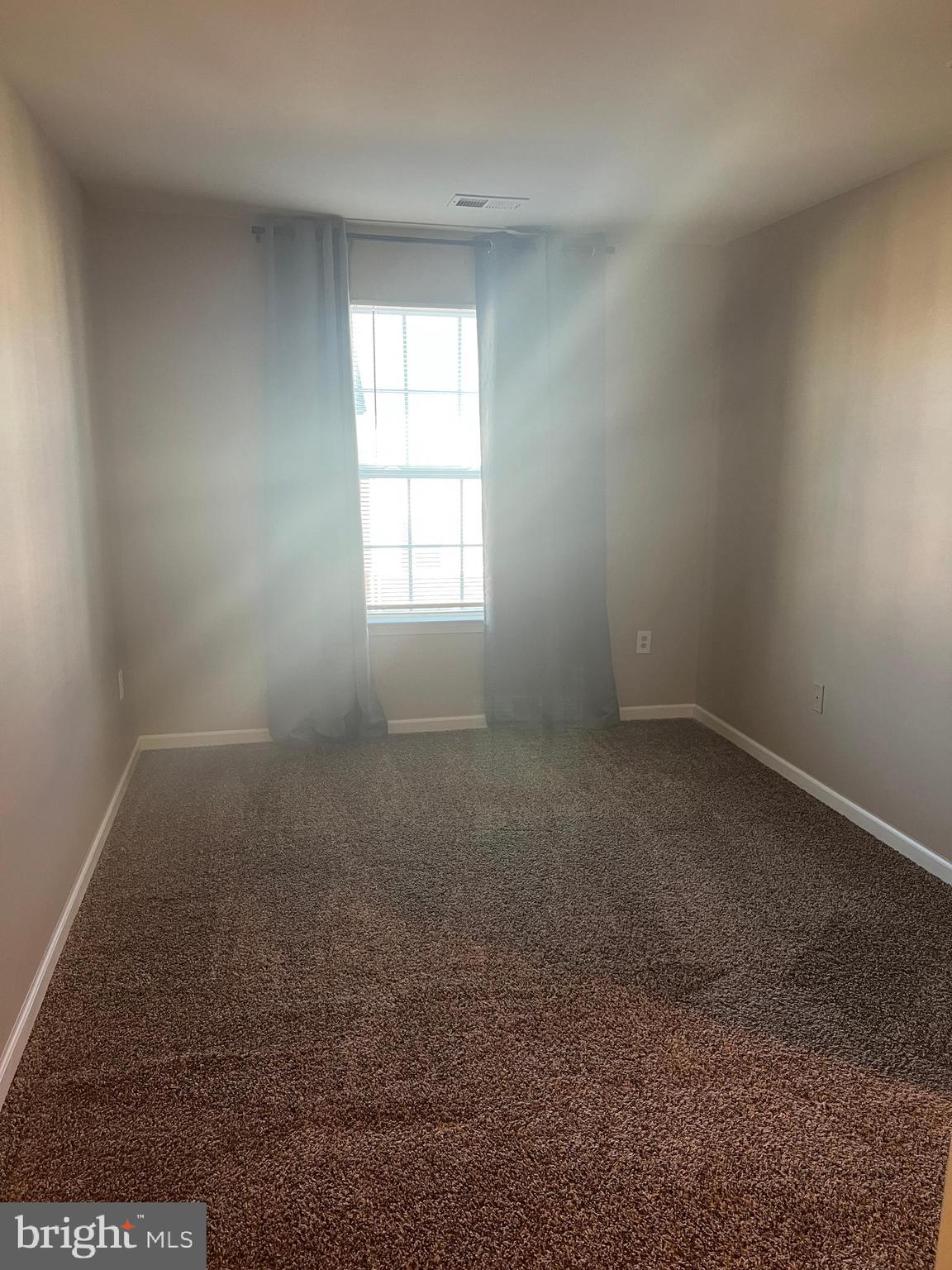 RAPPAHANNOCK LANDING - Residential Lease