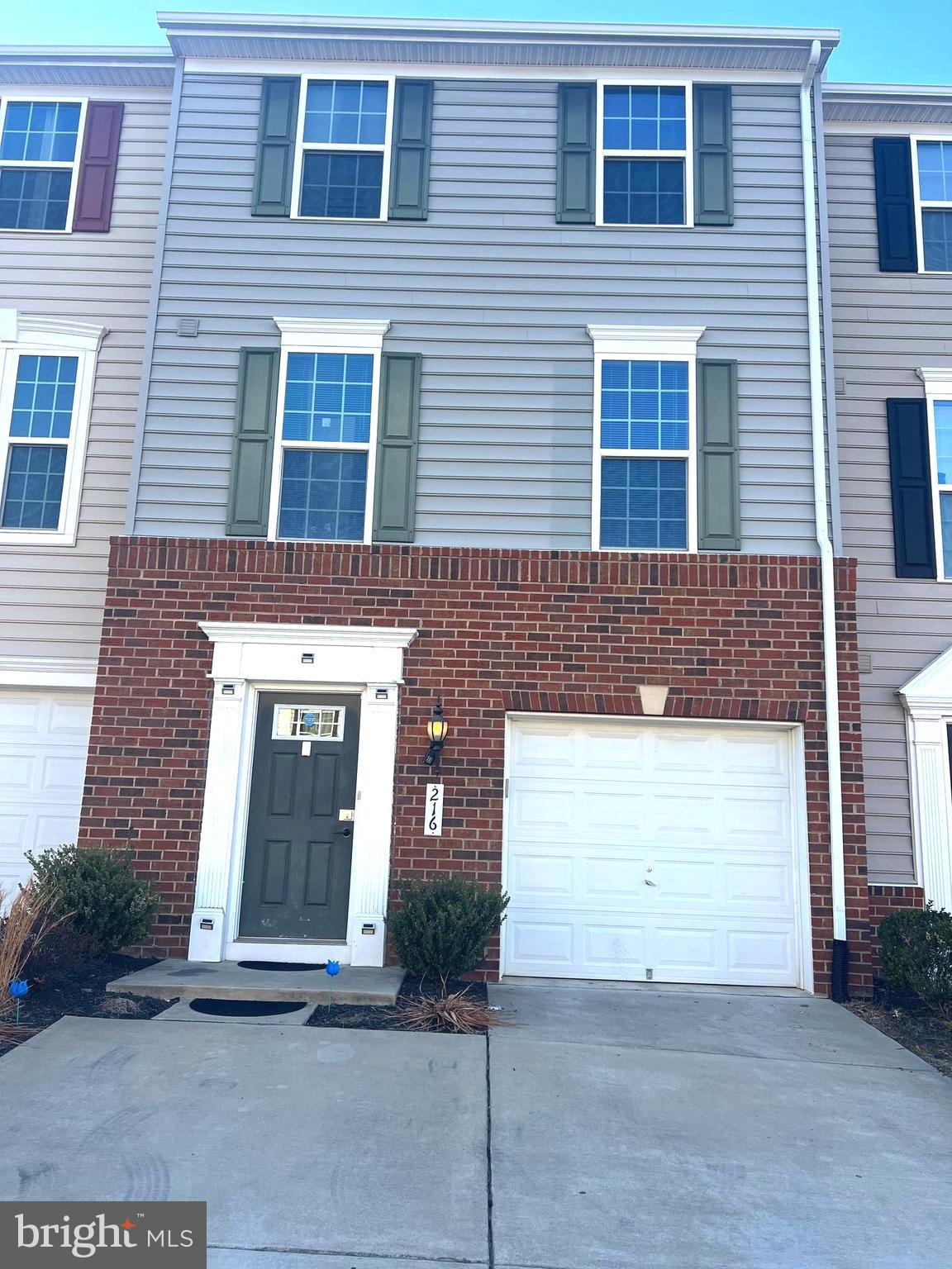 RAPPAHANNOCK LANDING - Residential Lease