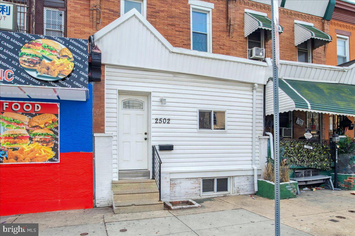 STRAWBERRY MANSION - Residential