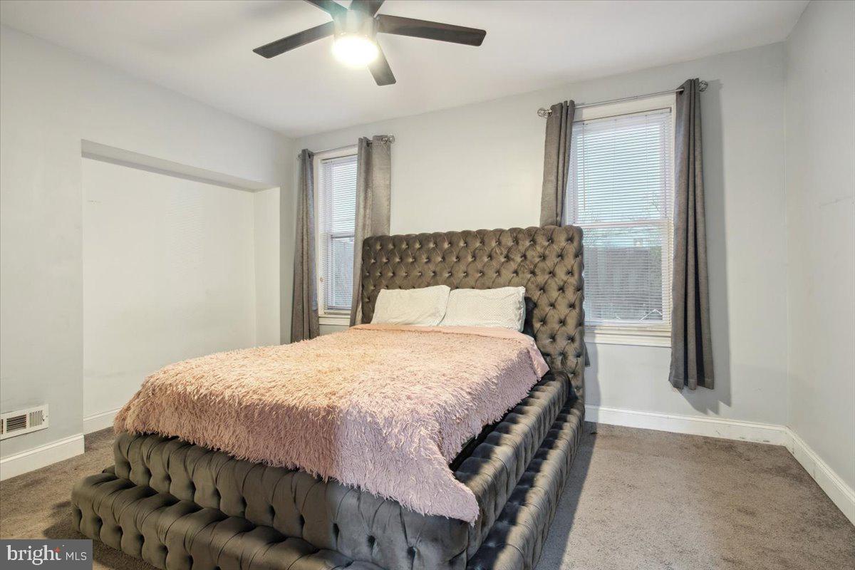 STRAWBERRY MANSION - Residential