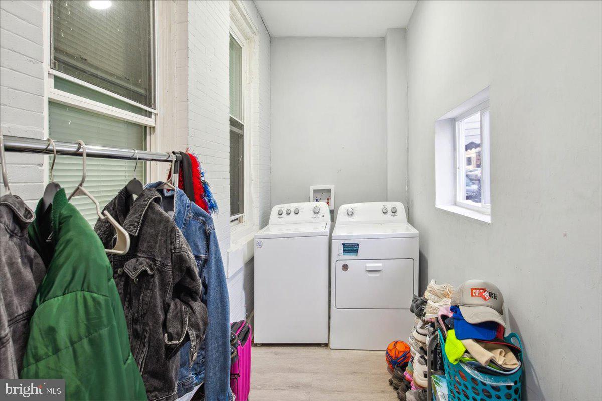 STRAWBERRY MANSION - Residential