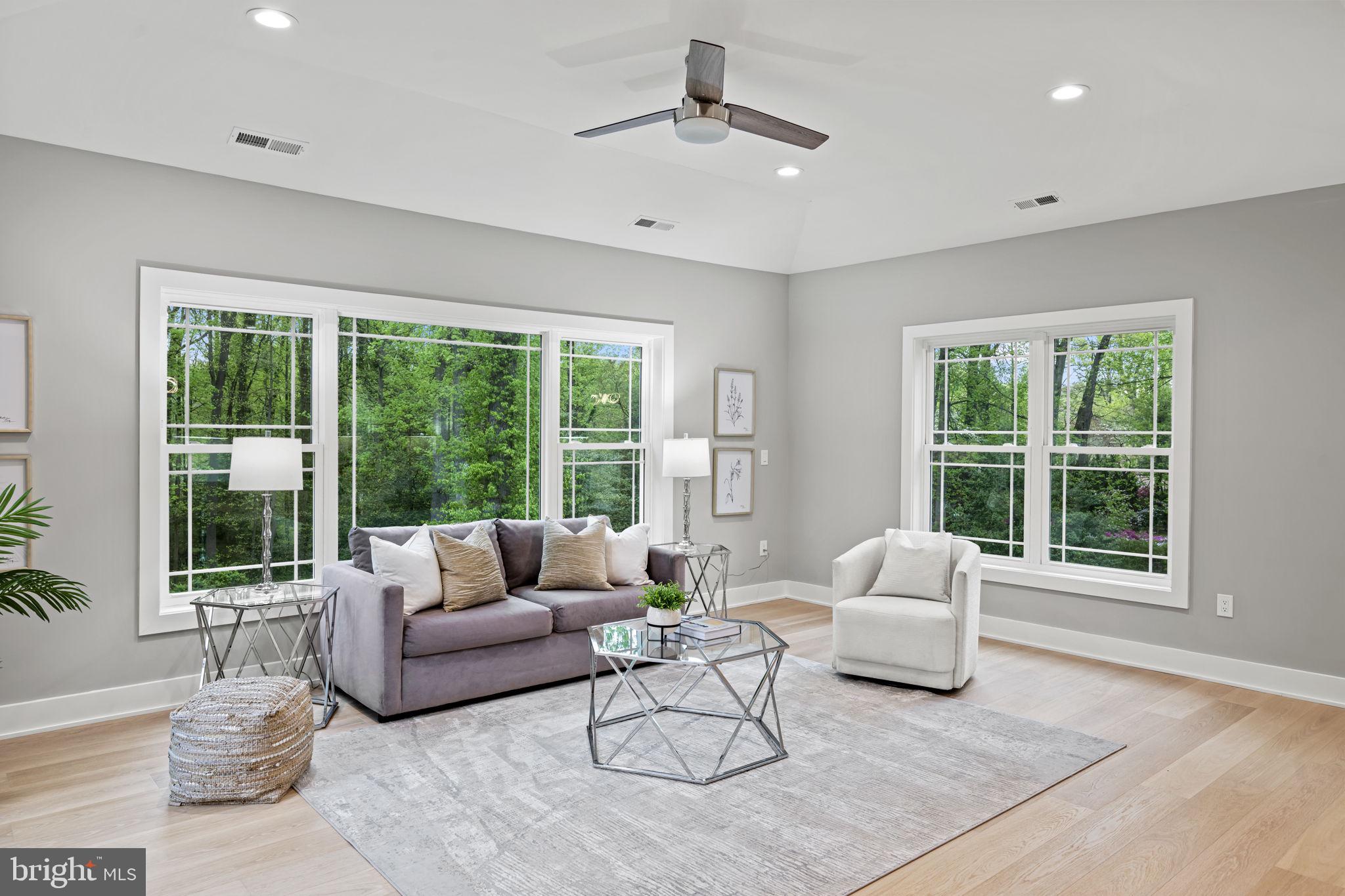 PLEASANT RIDGE - Residential