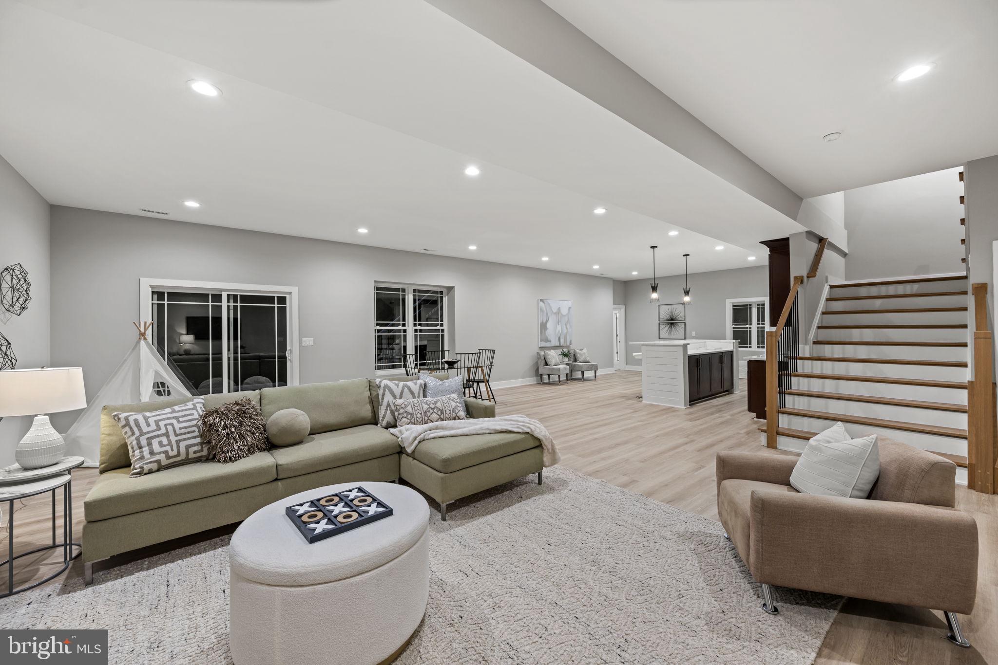 PLEASANT RIDGE - Residential