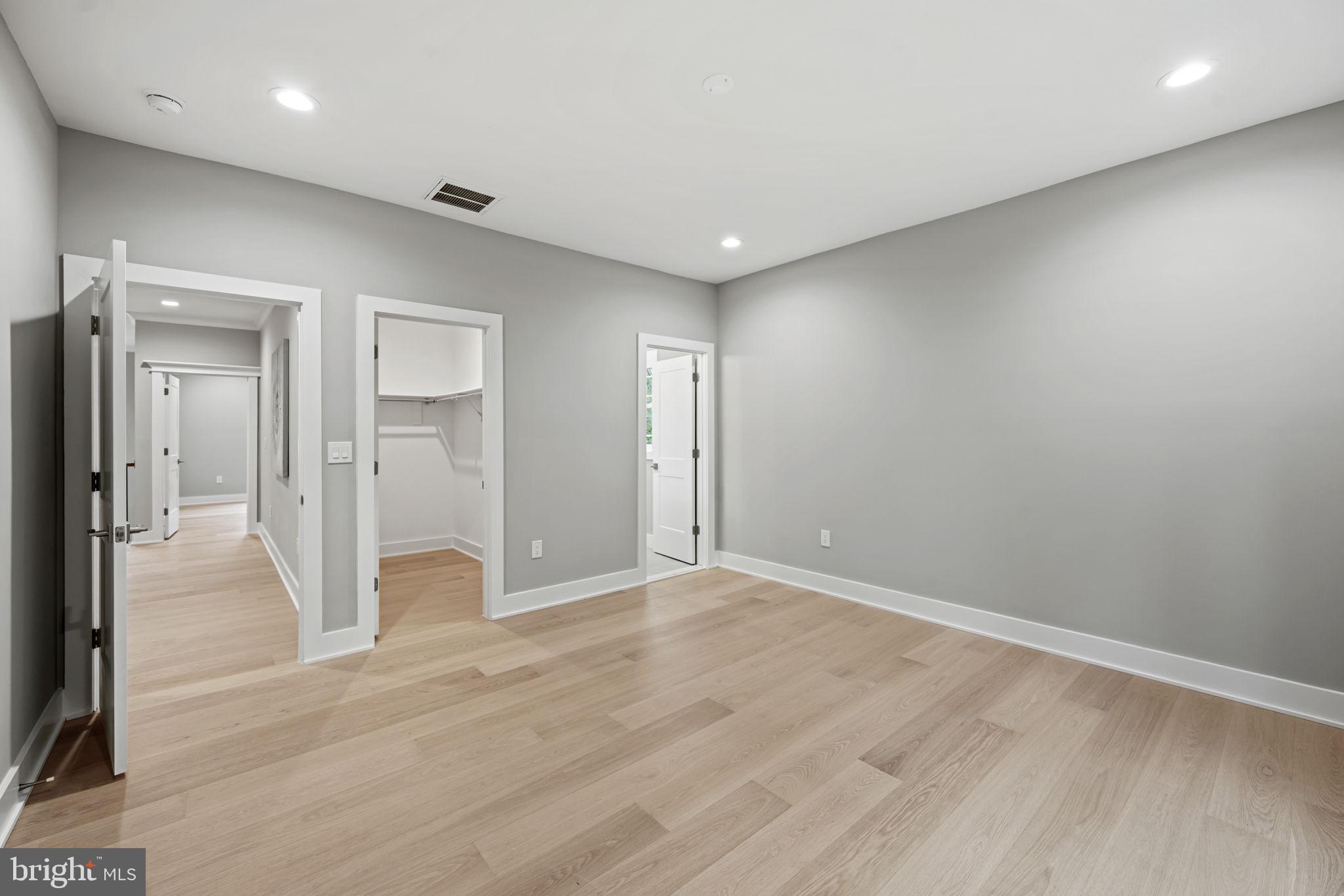 PLEASANT RIDGE - Residential