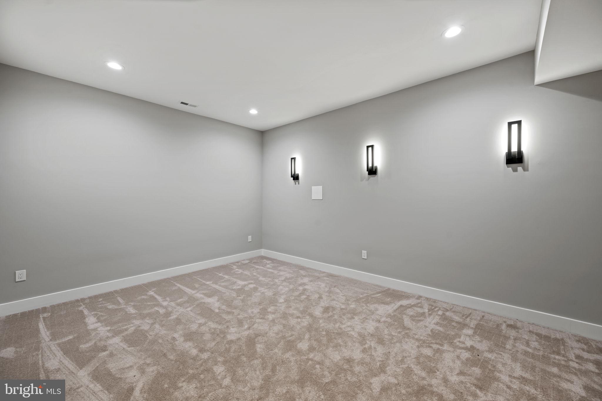 PLEASANT RIDGE - Residential