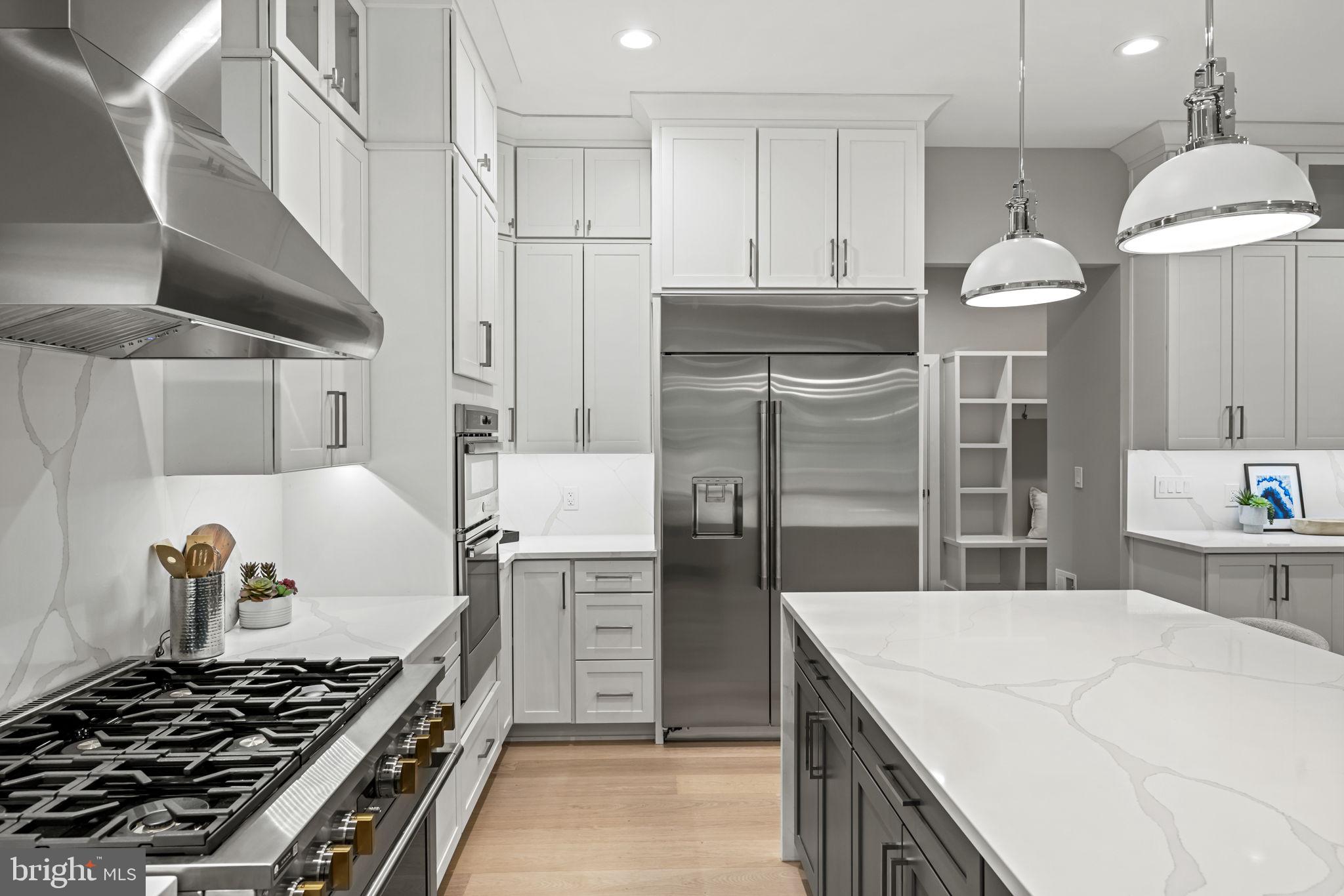 PLEASANT RIDGE - Residential