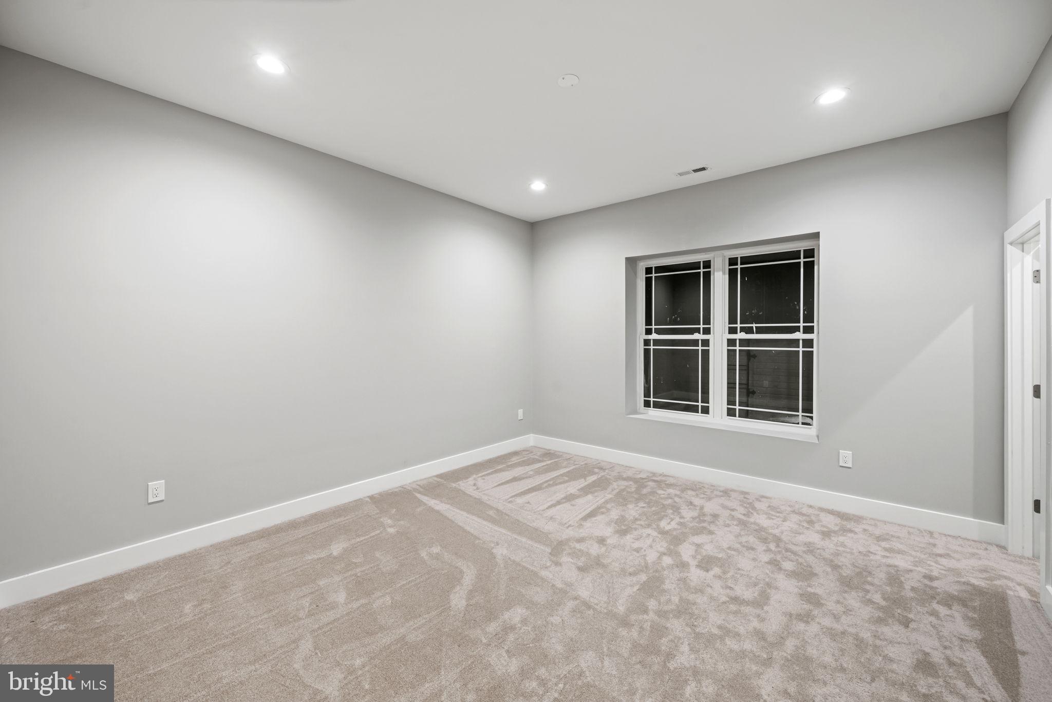 PLEASANT RIDGE - Residential