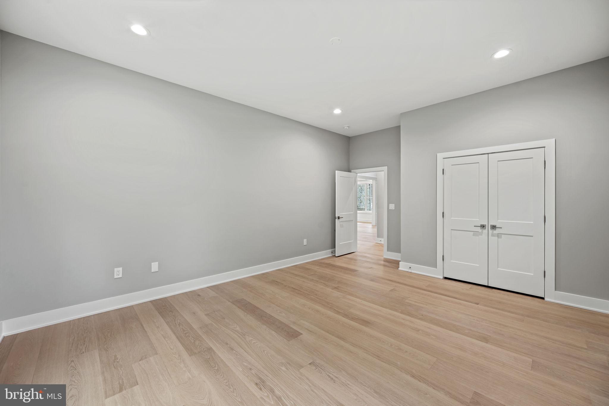 PLEASANT RIDGE - Residential