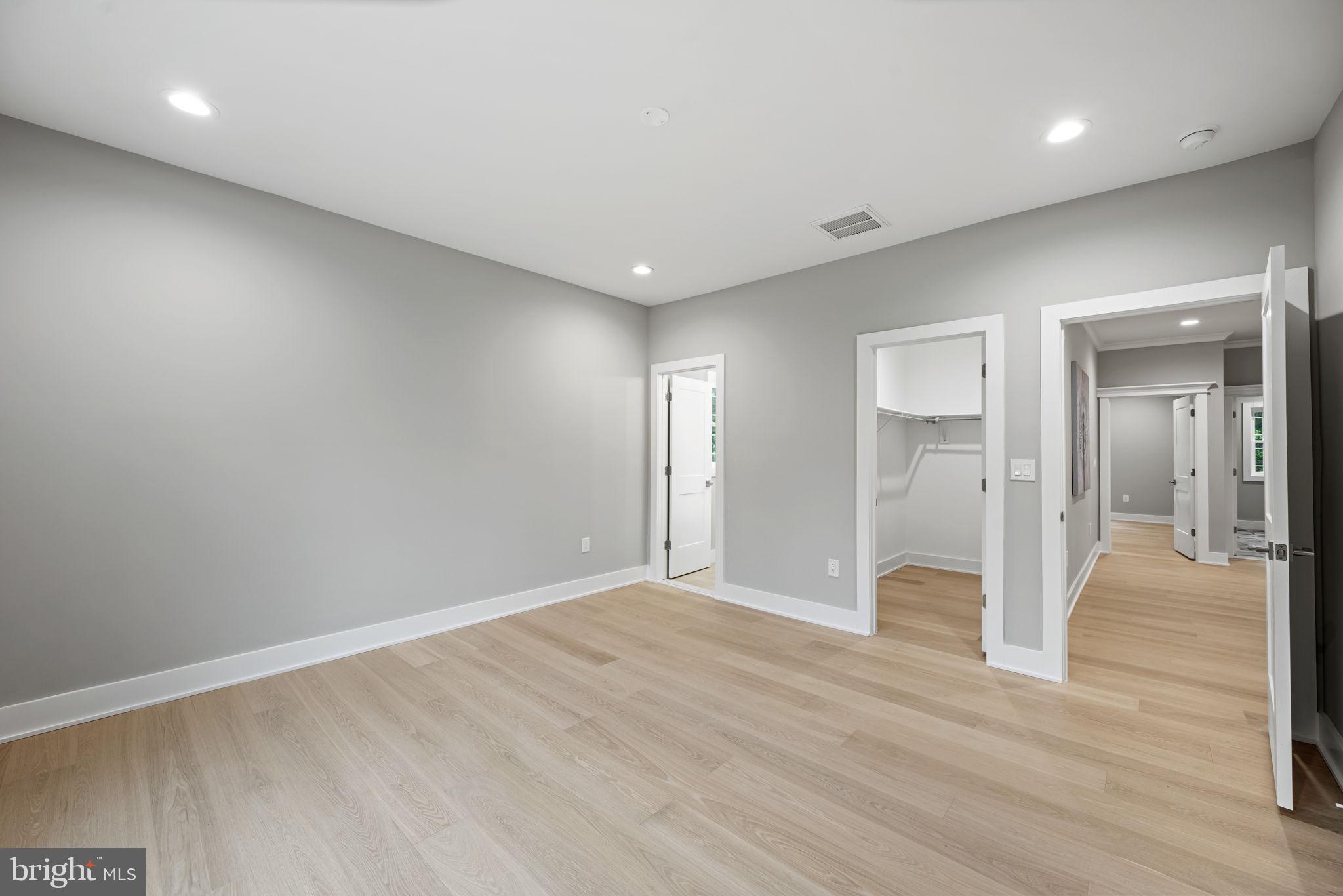 PLEASANT RIDGE - Residential